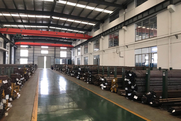 工廠(chǎng)鋼材現(xiàn)貨